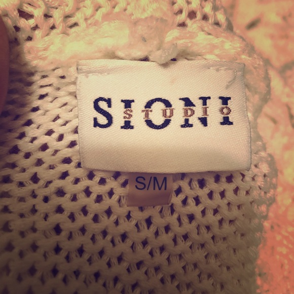 Cardigan - Picture 2 of 4